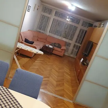 Apartman Poljud Apartamento *