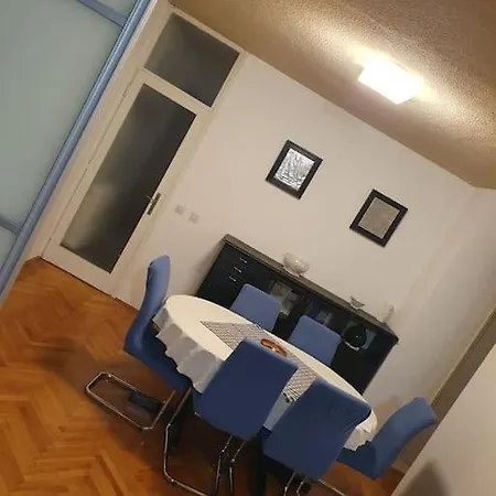 Apartman Poljud *